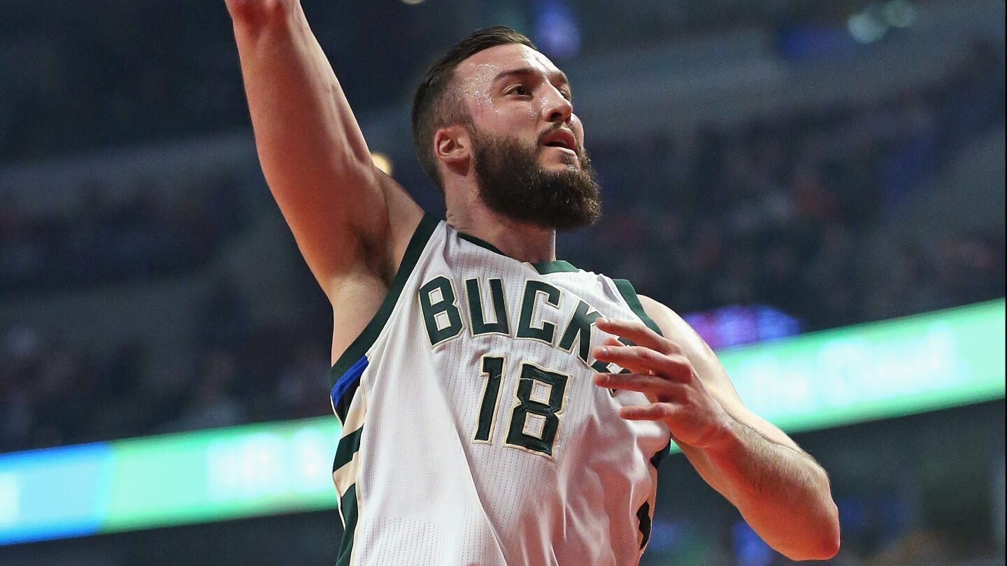 miles-plumlee-bucks Les pires contrats de l'histoire de la NBA